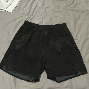 Lululemon Black Camo Shorts - Medium
